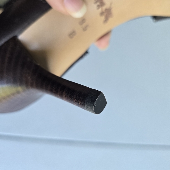 Coach Brown Leather Pumps Beaded Split Slip-On High Heel Shoes Size  9.5B - Picture 8 of 16